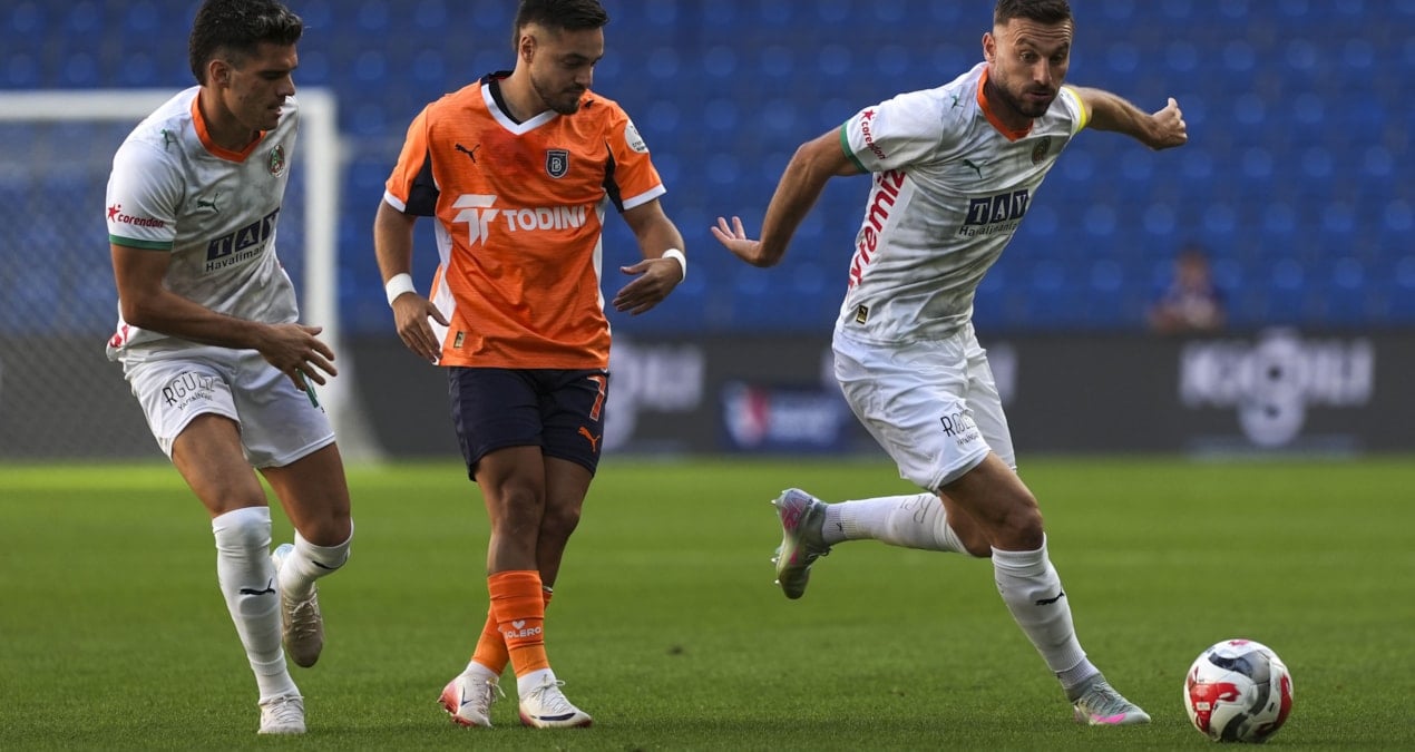 Başakşehir və Alanyaspor heç-heçə etdi