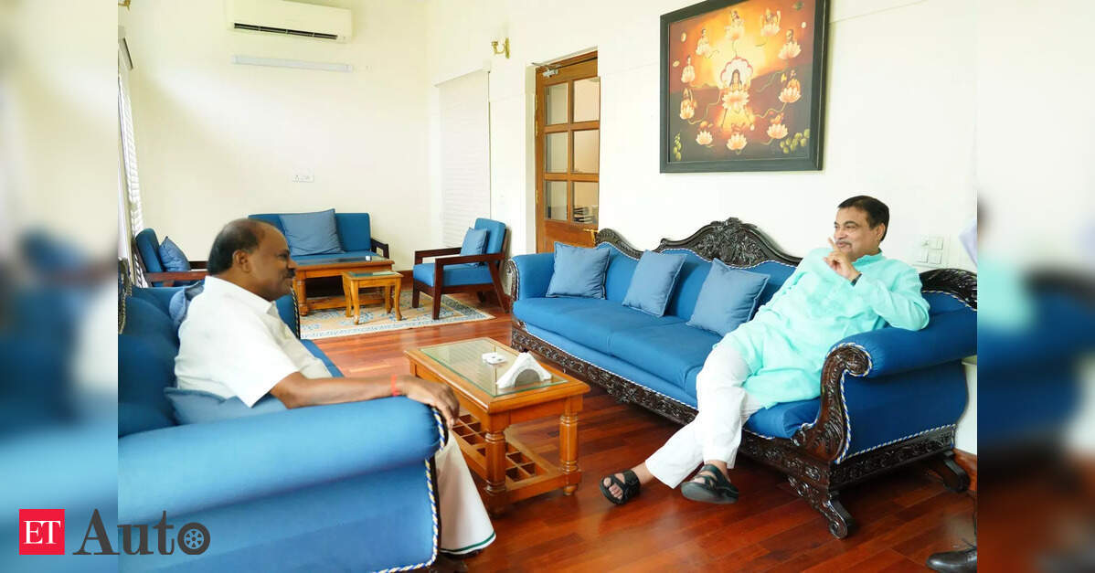 Kumaraswamy Karnataka Yollarının Təmiri Üçün Mərkəzi Dəstək İstədi