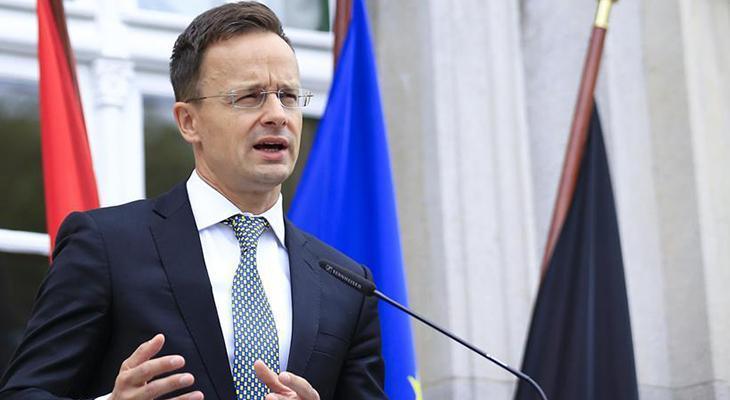 Macarıstan XİN Szijjarto: Ukrayna müharibə təhlükəsi yaradır
