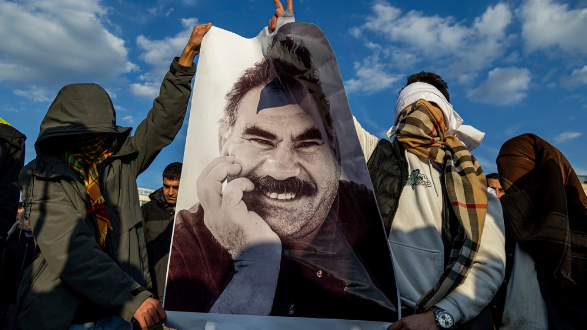 Öcalandan Türkiyə ilə silahlı mübarizənin bitməsi bəyanatı