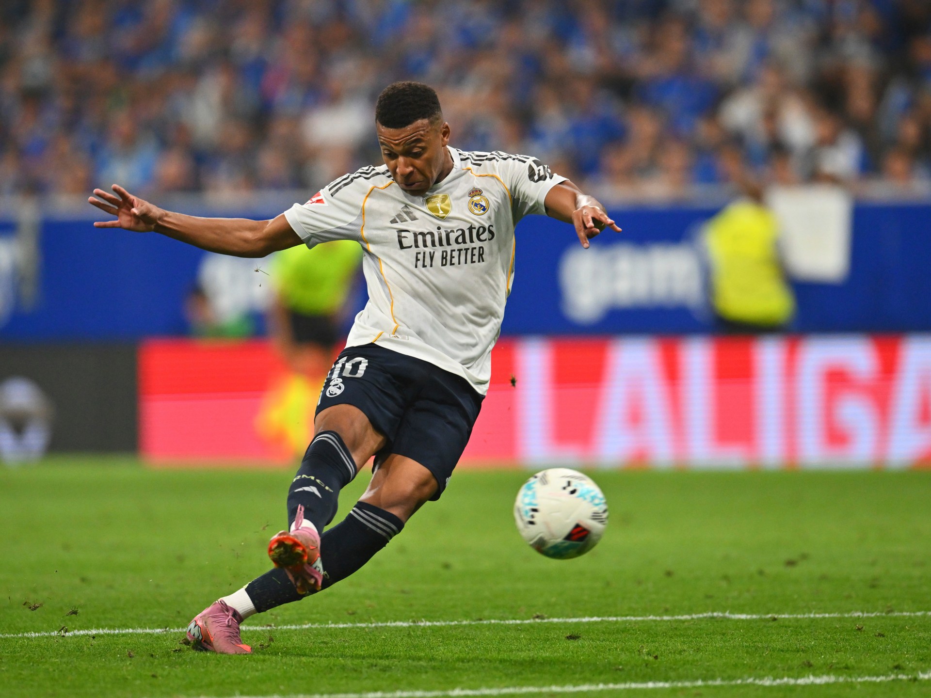 Real Madrid La Liqada Oviedo-nu 3:0 darmadağın etdi: Mbappe dubl etdi