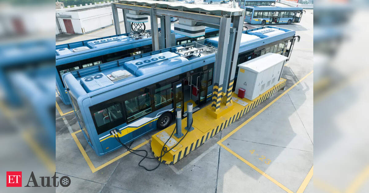 AMC Günəş Enerjili Elektrik Avtobus Şarj Stansiyaları Quraşdırır