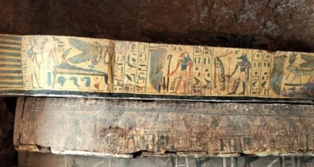 В древних землях Египта раскрыта 3000-летняя тайна: обнаружены саркофаги, принадлежащие Певцам Амона