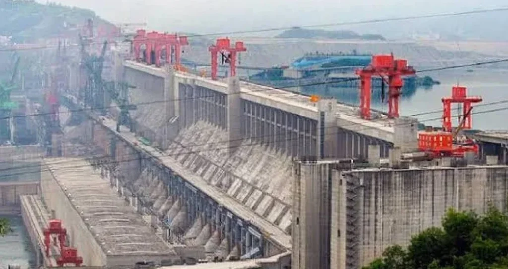 China's Giant Hydroelectric Power Station Could Change Earth's Rotation: Planetary-Scale Concerns