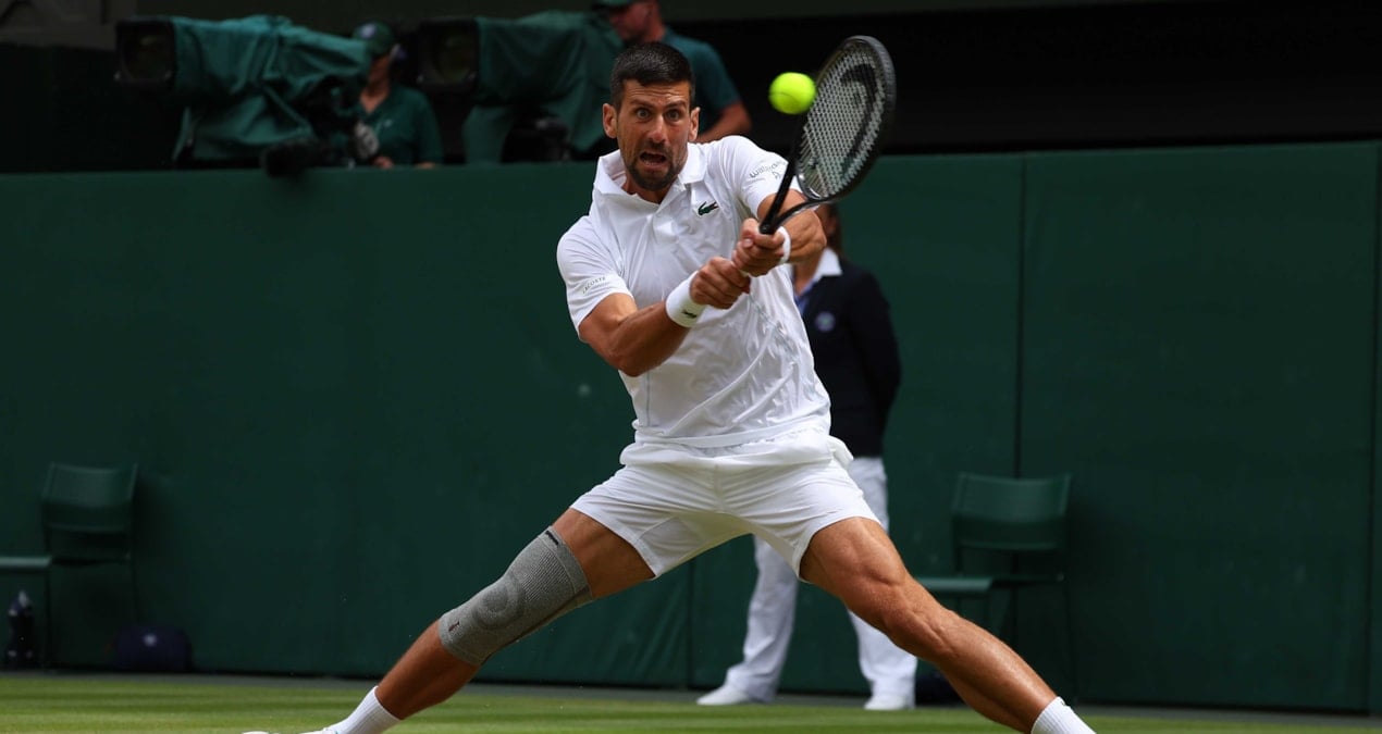 Novak Djokovic rahatlıqla növbəti mərhələyə adladı