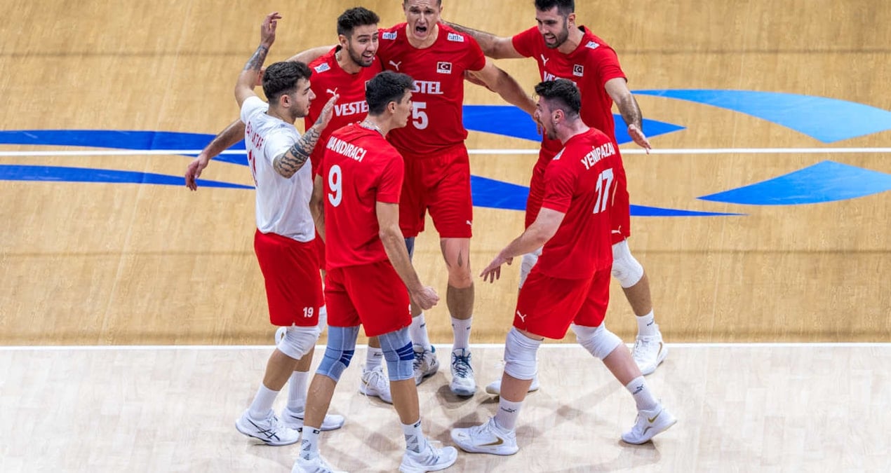 Filenin Efeleri dünya çempionatına qələbə ilə başladı
