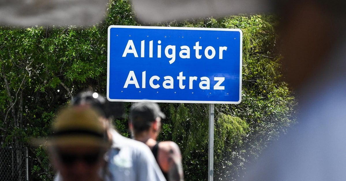 Trump administrasiyası məhkəmə qərarından sonra “Alligator Alcatraz”dan məhbusları köçürür