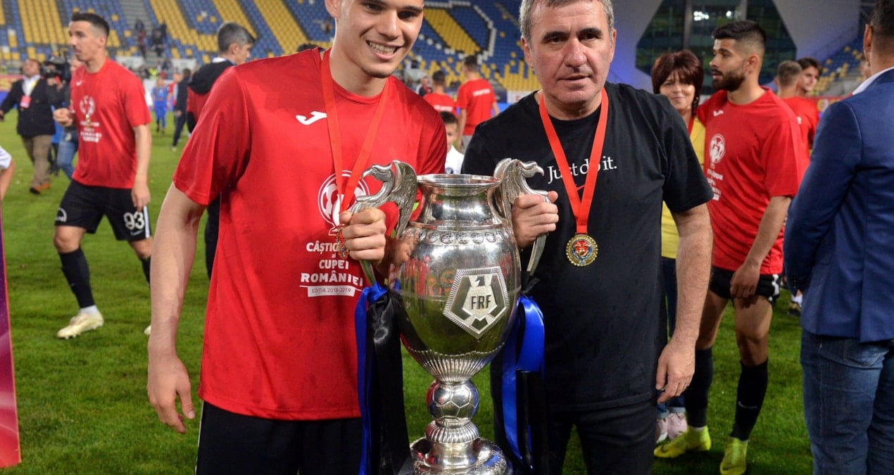 İanis Hagi Super Liqaya transfer olur