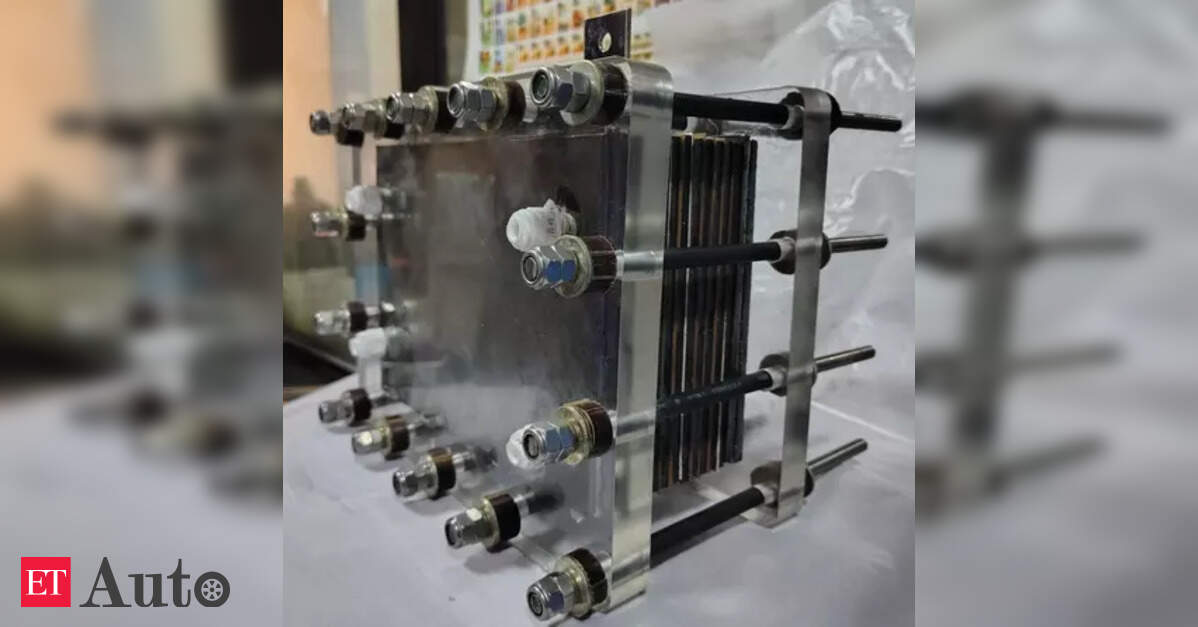 IIT Madras dəniz suyundan hidrogen istehsal edən ucuz elektrolizer hazırladı