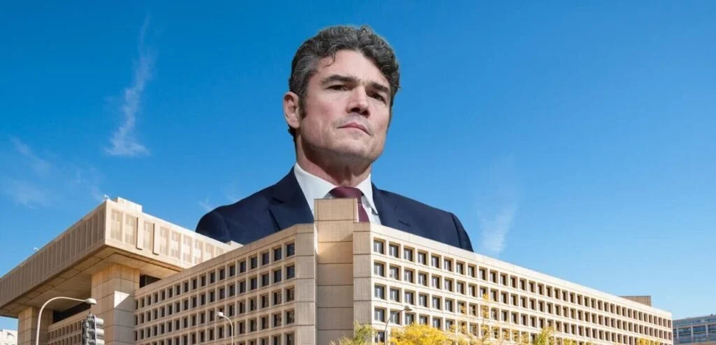 ABŞ-ın keçmiş yüksək antiterror məmuru FTB-nin araşdırmasına cəlb olunub