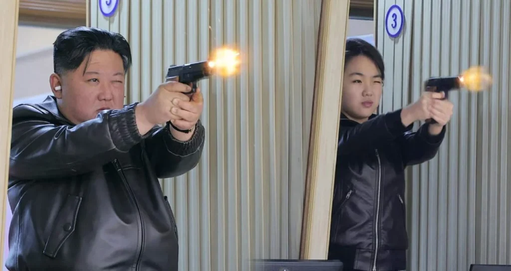 Кадры, распространенные с испытаний нового оружия Ким Чен Ыном и его дочерью, вызвали широкие дискуссии в мировом сообществе.