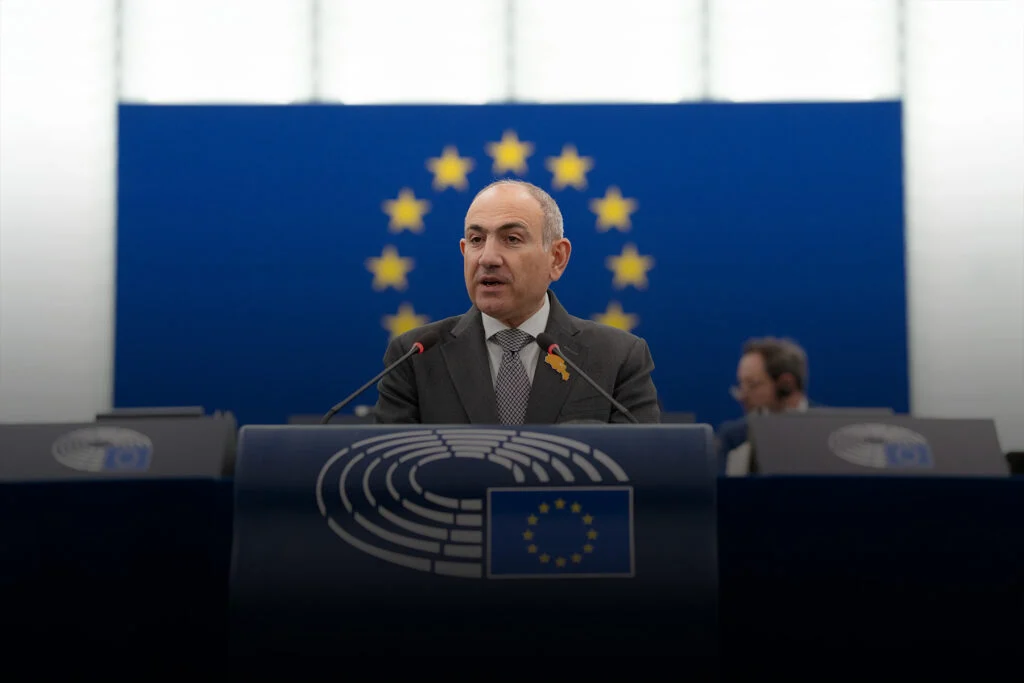 Пашинян призвал к миру в Европейском парламенте: с Азербайджаном есть фактическое согласие