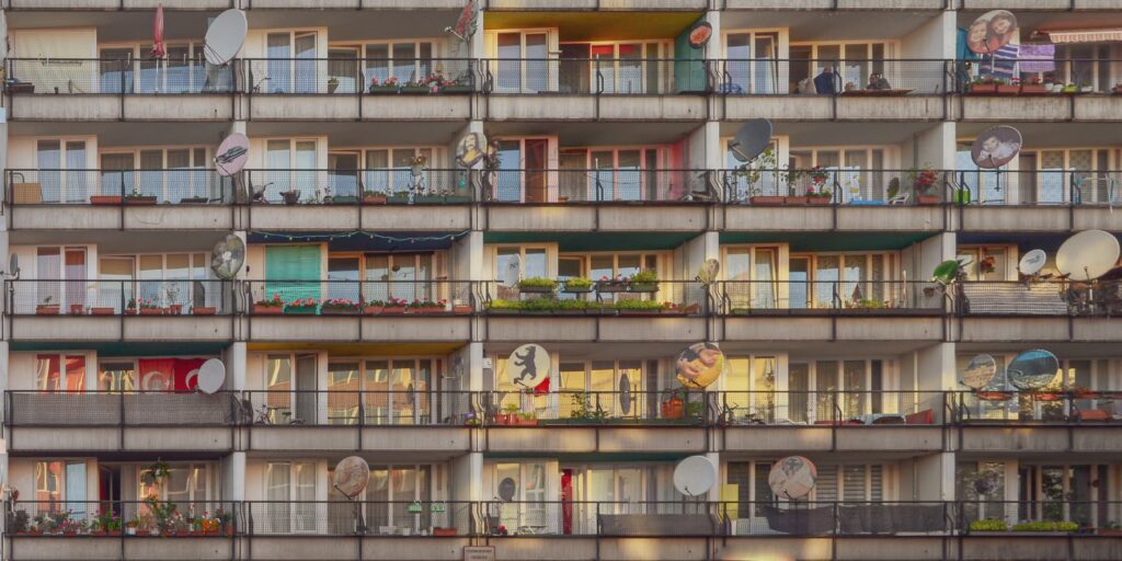 Berlin plans to remove 160,000 apartments from the market economy