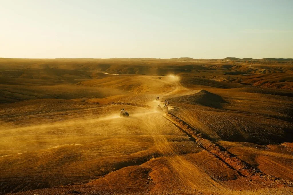 Правительство России подписало распоряжение о выплате компенсаций туристам из-за напряженности на Ближнем Востоке.