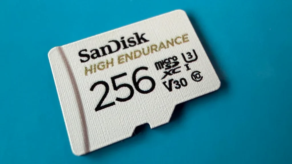 Непрерывная работа карты microSD SanDisk High Endurance до 20 000 часов получила подтверждение