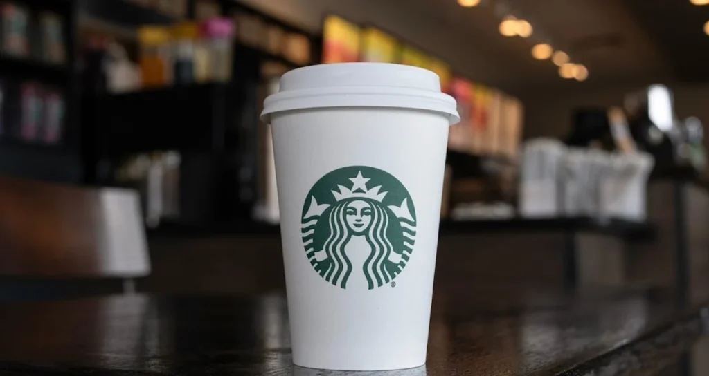 Основатель Starbucks Говард Шульц заявил, что покинул штат в день введения налога на миллионеров.