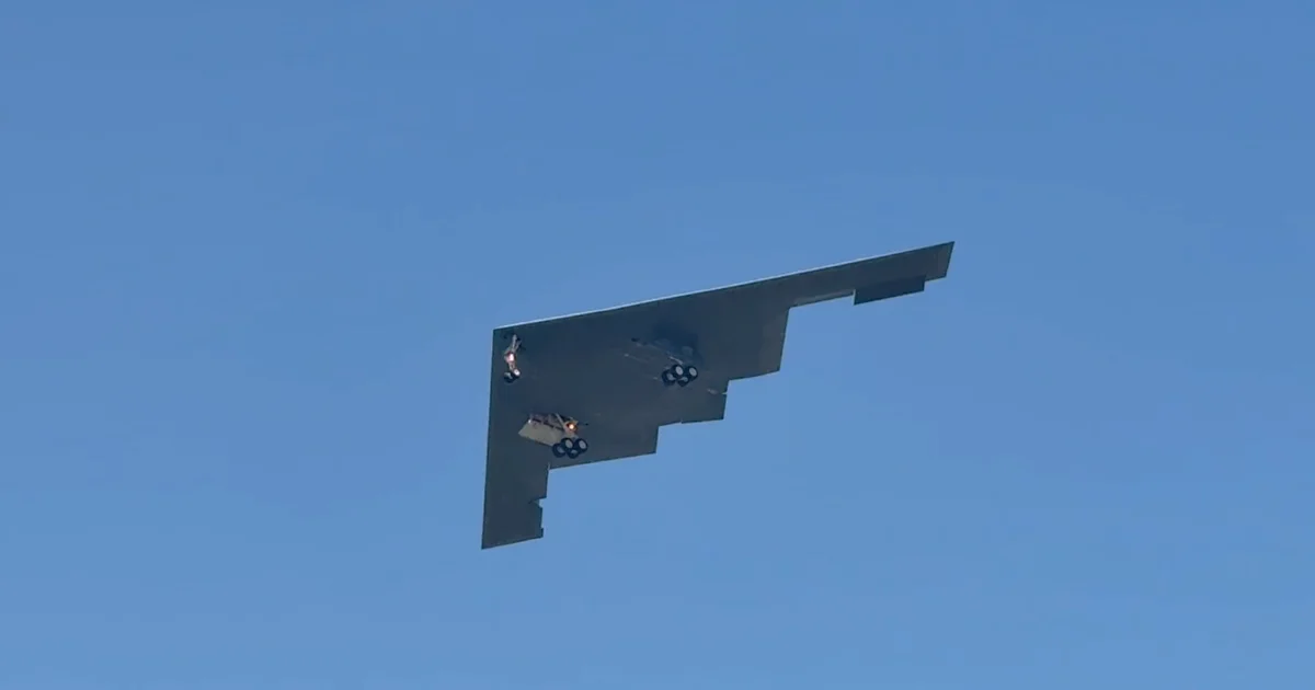 B-2 bombardmançıları İran uçuşundan Missuriyə döndü