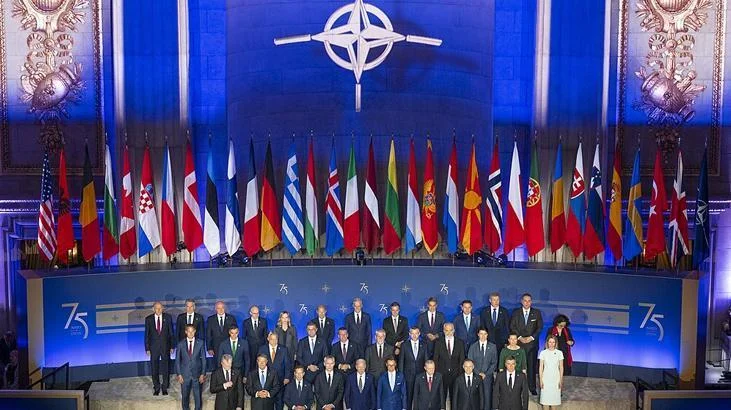 Kritik NATO Sammiti Bu Gün: Trampın Çıxış Senarisi