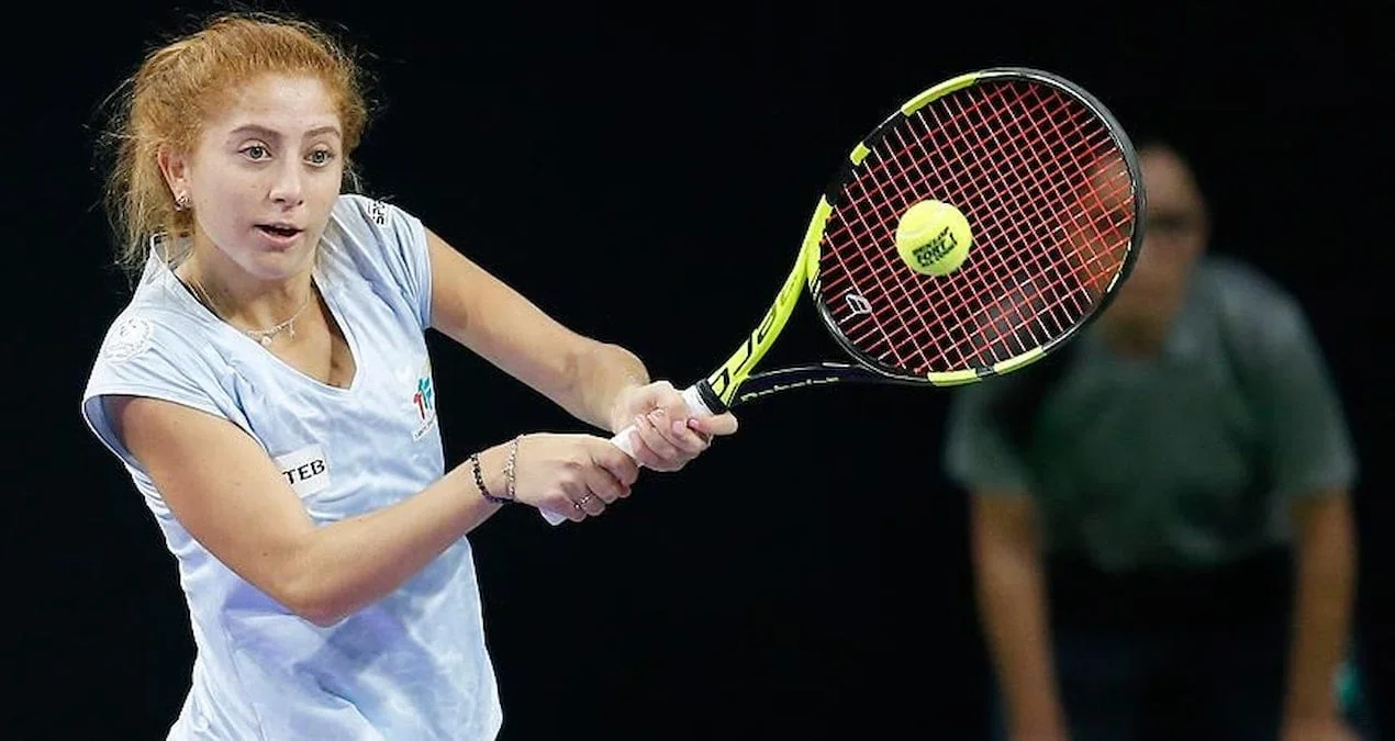 Milli tennisçi Vimbldonda mübarizəni ilk raundda dayandırdı