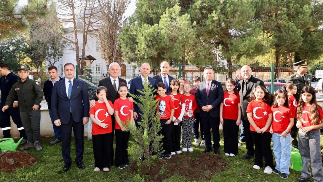 10 Noyabr Atatürk Anım Günü Proqramı Keçirildi