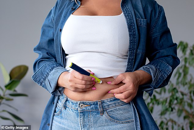 Cillian Mayklsdan Ozempic bombası: Korluq, dayanmayan qusma və şok əks təsirlər