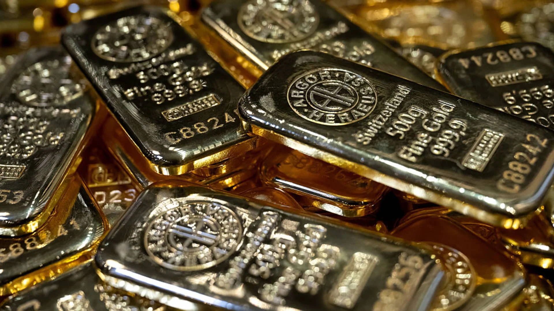 Varlılar bahalıq səbəbindən barlarını icarəyə verir