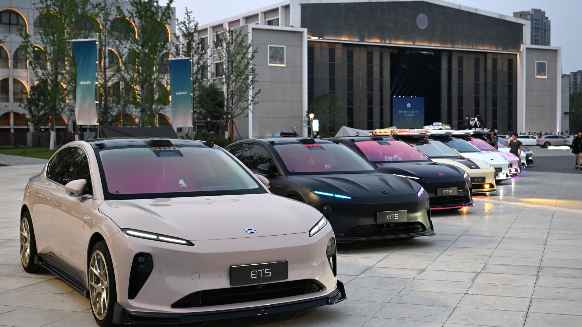Çin EV markaları: Sərfəli modellərlə satış yüksəlişi