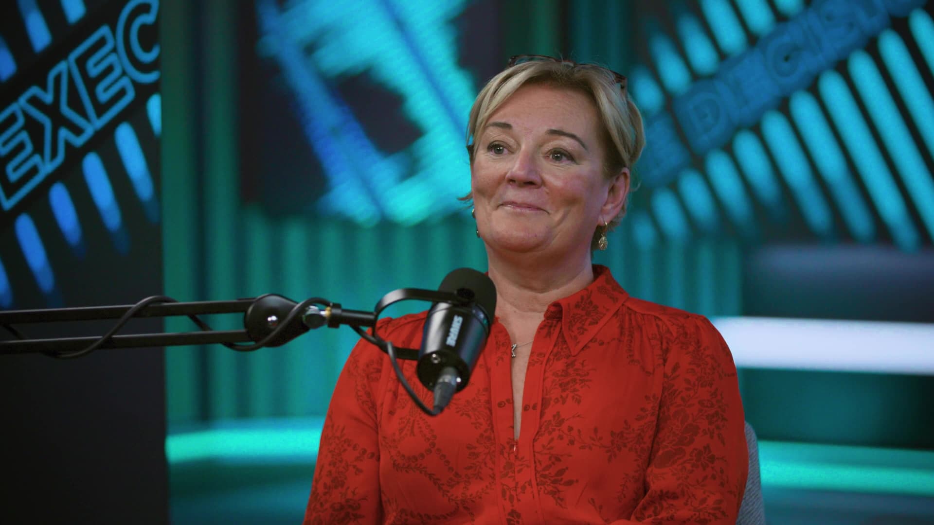 Məşhur ətir sahibkarının tək peşmançılığı: Adını satması