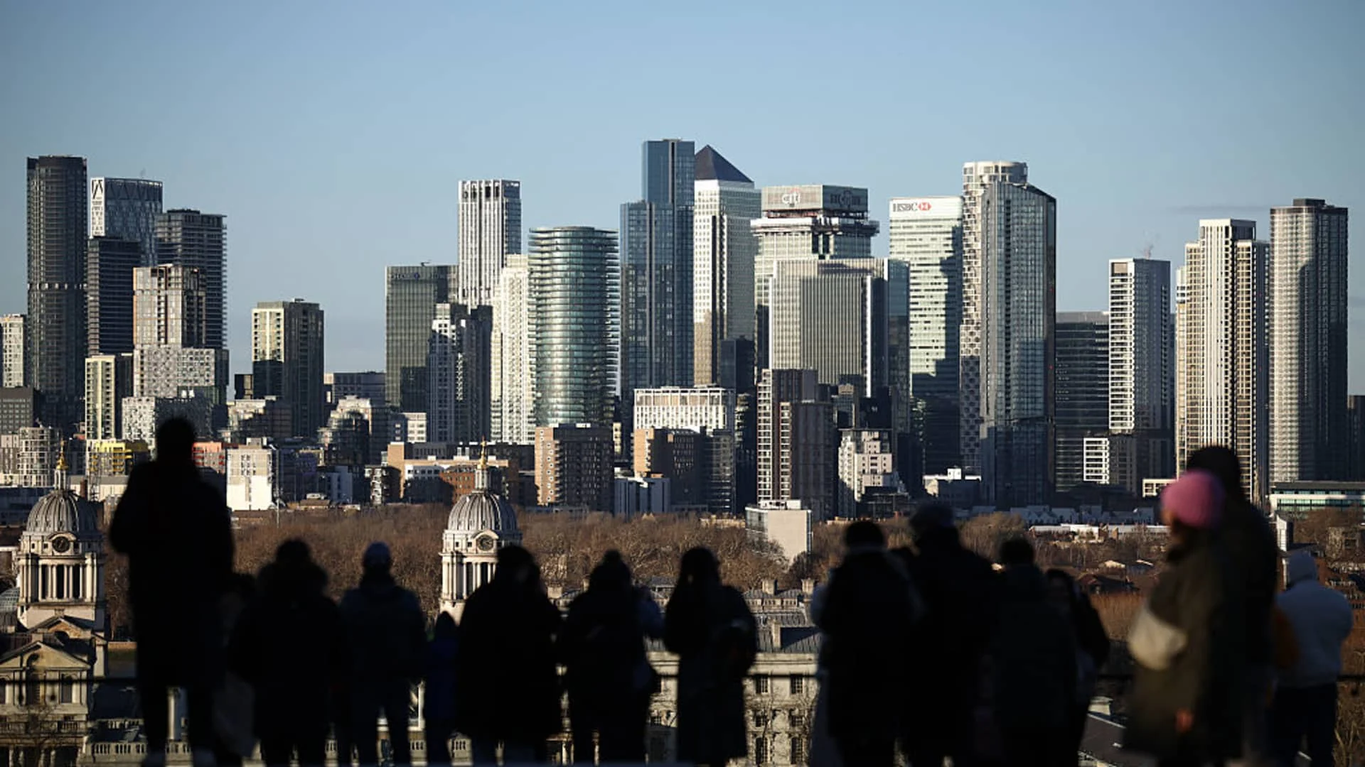 Avropa Birjalarında Yüksəliş: Stoxx 600, FTSE 100 Artır, GBP Möhkəmlənir, Korporativ Mənfəət Proqnozları Ümidverici