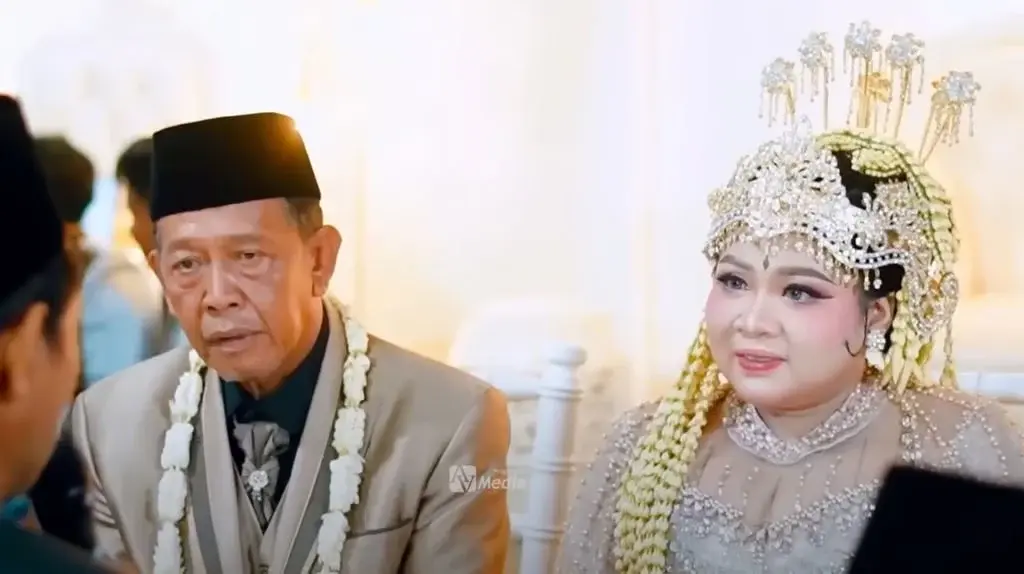 7.5 milyonluq toyda bəy gəlinin motosikli ilə qaçdı