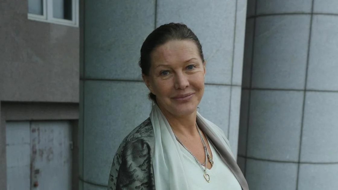 72 yaşlı Yelena Proklova keçmiş ərinin təklifinə şouda cavab verir