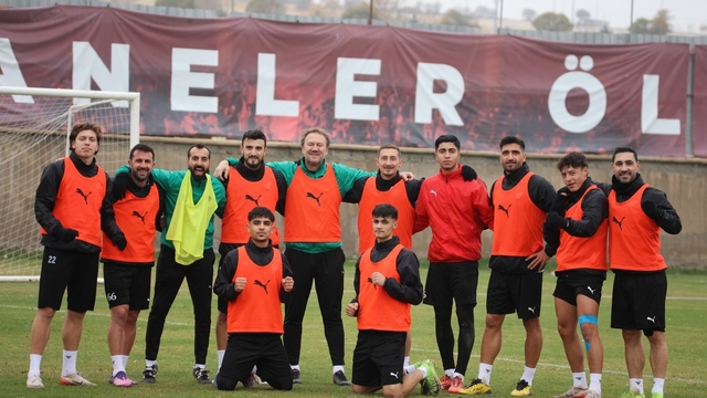 Elazığspor İstanbula yollandı