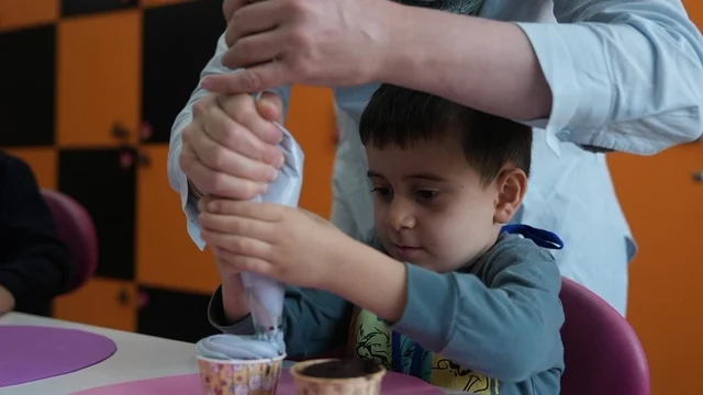 Uşaq Universiteti balacaları qəbul etdi