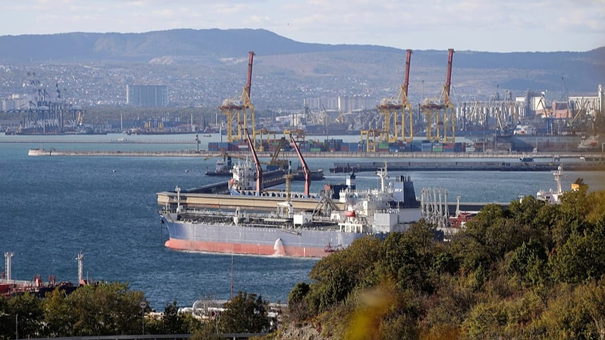 Türkiyə: Qara dənizdə üçüncü Rusiya tankerinə hücum