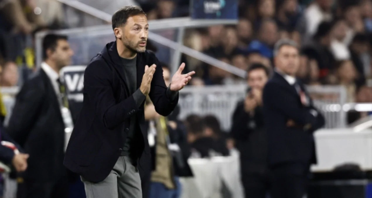 Tedesco derbi üçün hücumçu seçdi