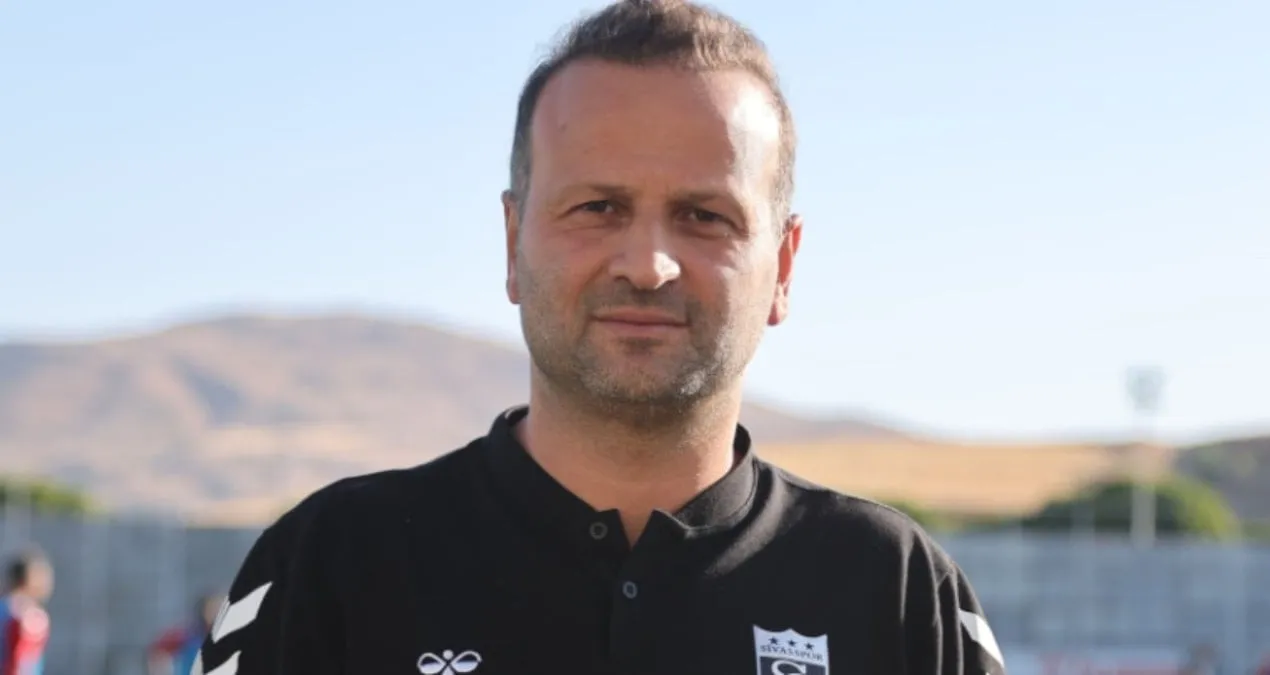 Osman Zeki Korkmaz darıxdırıcı qısa dövr olacağını deyib