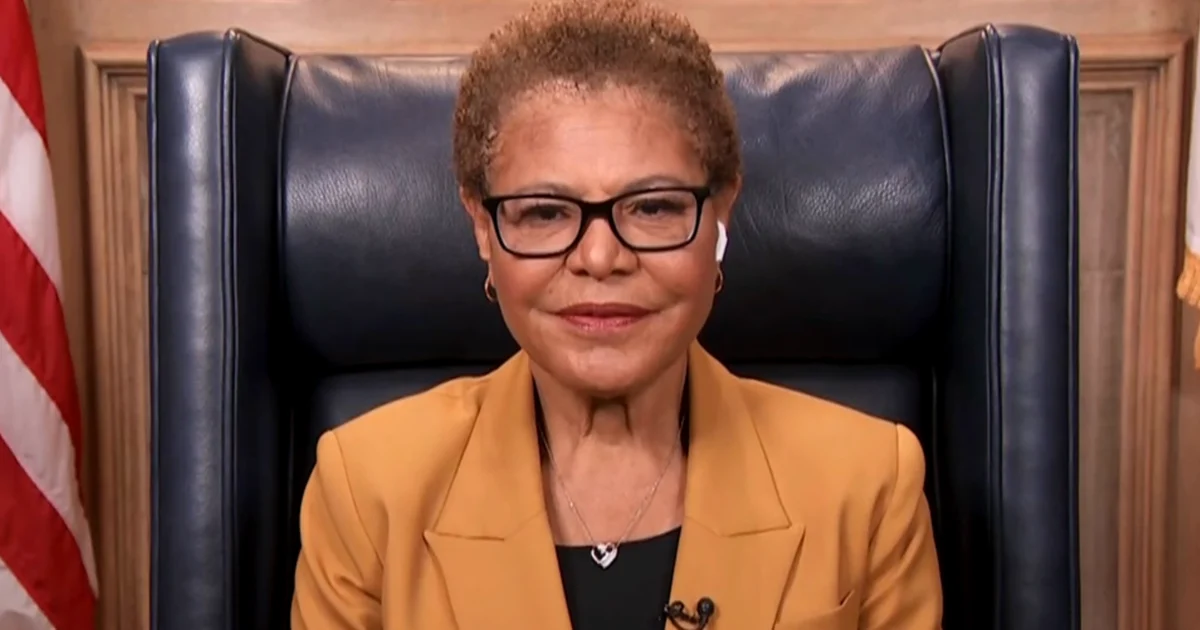 Los Angeles meri Karen Bass 2025-ci il iyulun 20-də "Face the Nation"da çıxış edib