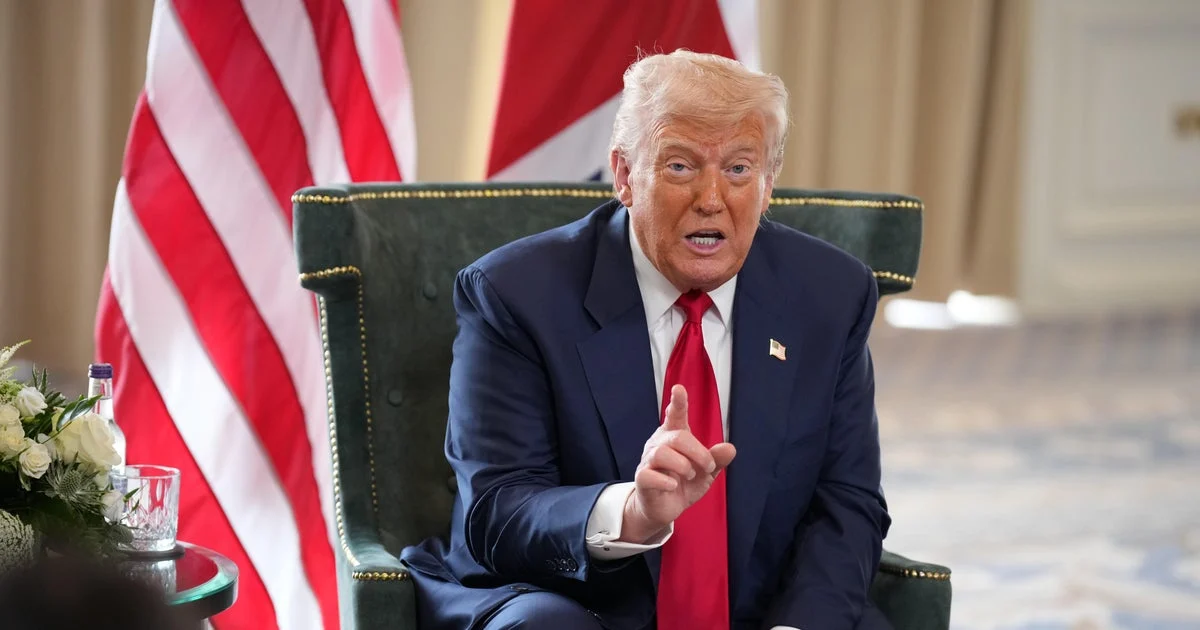 Trump Rusiya neftinə görə Hindistana əlavə 25% rüsum tətbiq etdi