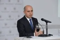 Nazir Lənkəranda şagird və xadiməni döyən direktor müavinini vəzifəsinə bərpa etdi