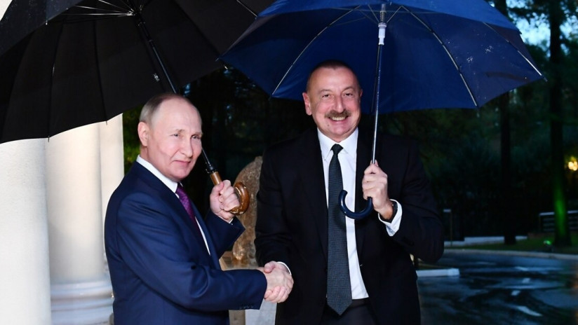 İlham Əliyevdən Putinə təbrik