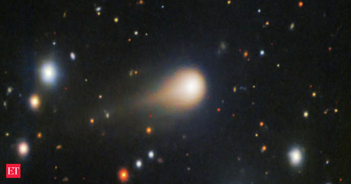 Ulduzlararası 3I/ATLAS-ın sirli şırnaqları və ikinci obyekt C/2025 V1: Elm adamları heyrətə gəldi