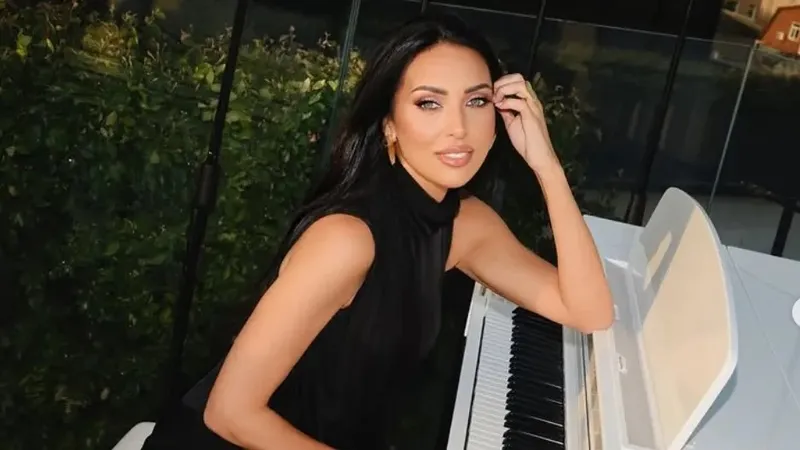 Alsou boşandı Kiçik oğlunun şəklini ilk dəfə paylaşdı