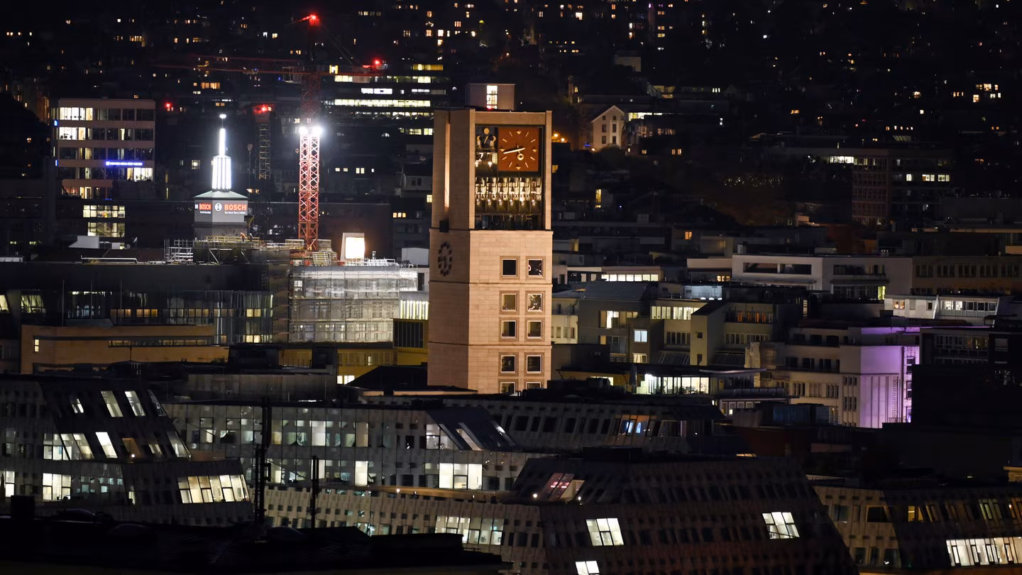 Stuttgartda büdcə açığı iflas təhlükəsini kəskinləşdirir