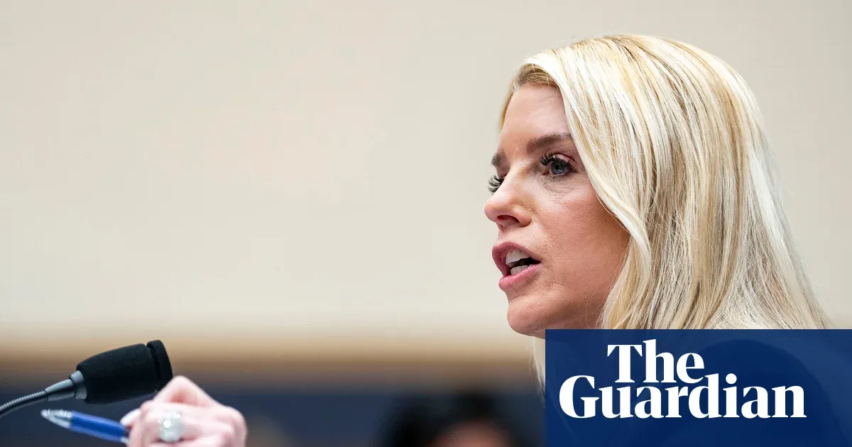 Pam Bondi Demokratları Epsteinə görə kəskin tənqid etdi
