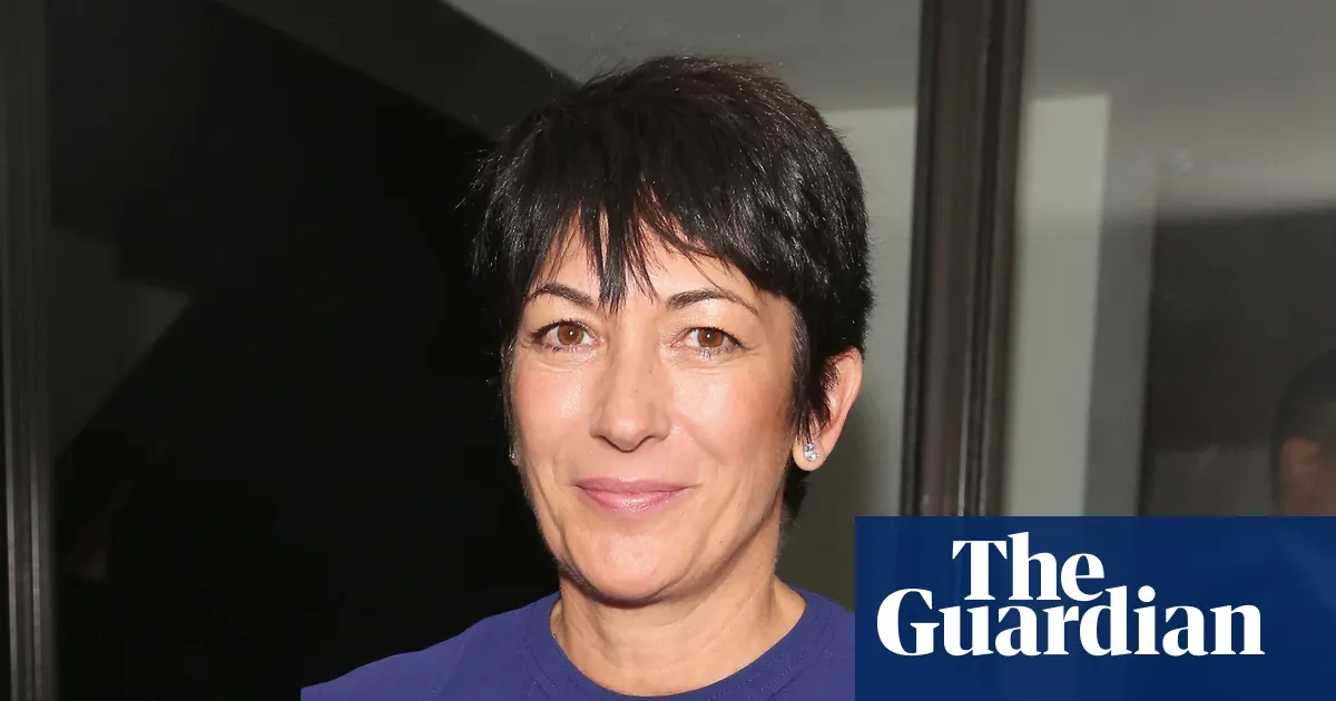 Ghislaine Maxwell Konqresdə susaraq "Kimi qoruyur?" sualı ilə tənqid hədəfi oldu