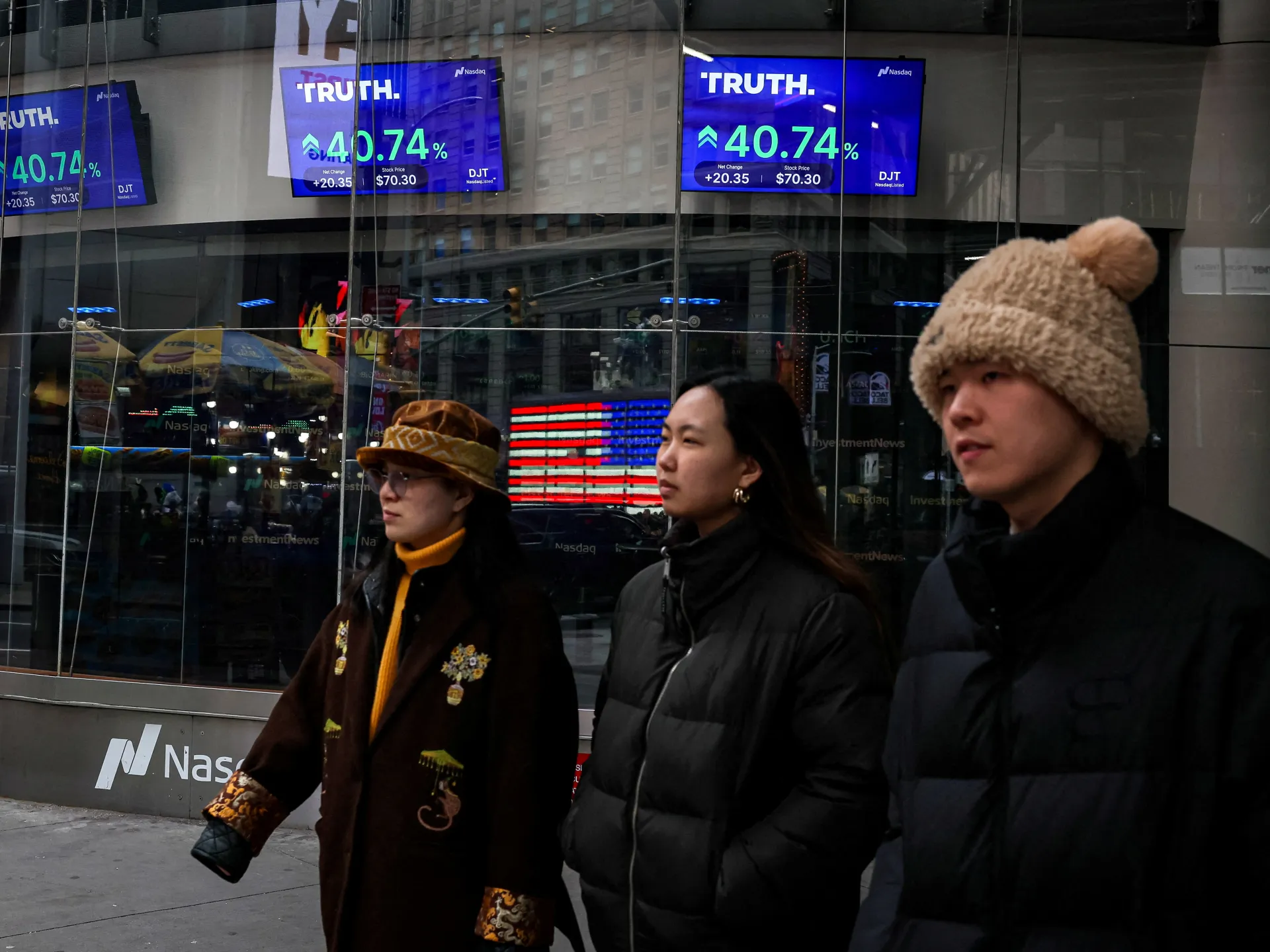 Tramp Mediya Sİ-ni gücləndirmək üçün nüvə sintezi şirkəti ilə birləşir
