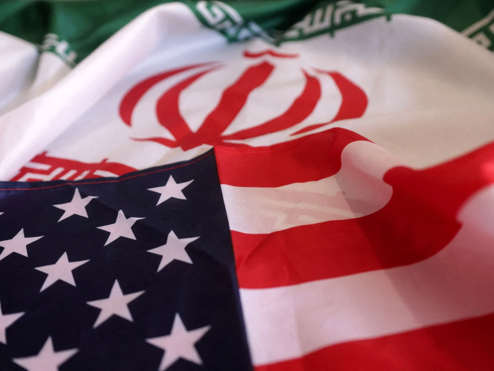 ABŞ: Sanksiyalar Tehran rəsmisinə bağlı İran gəmiçilik "imperiyasını" vurdu