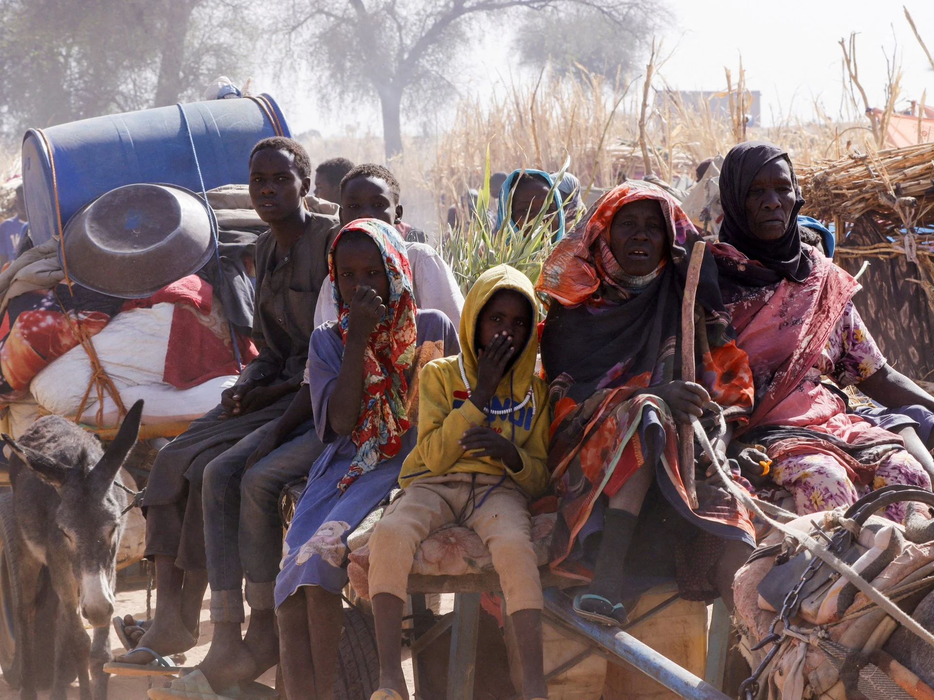 BMT: Sudanın mühasirədəki El-Fəşərində minlər aclıq təhlükəsində