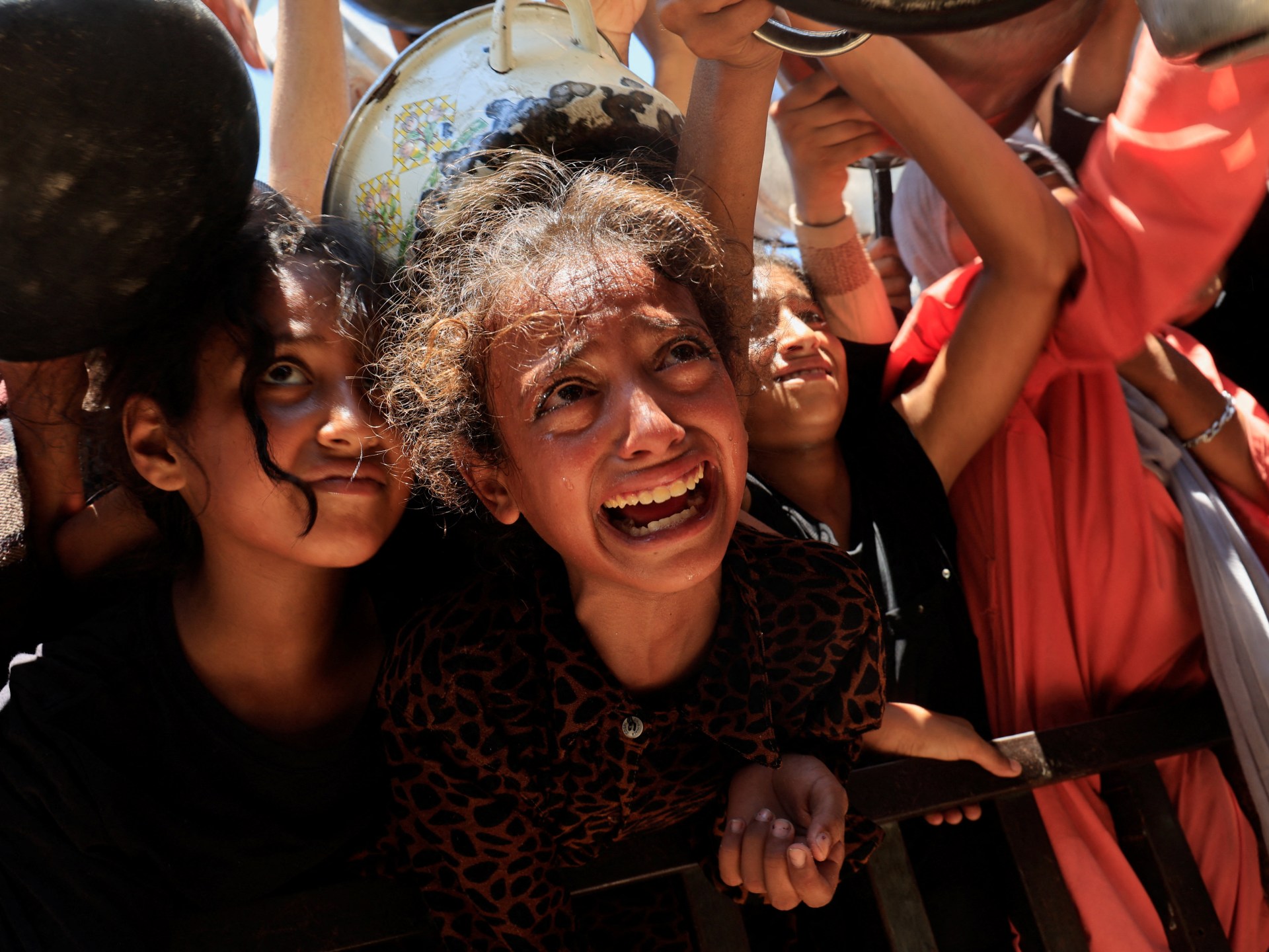 Qəzzada 74 nəfər öldürüldü: Ehtiyacın yalnız 14%-i qədər yardım çatır