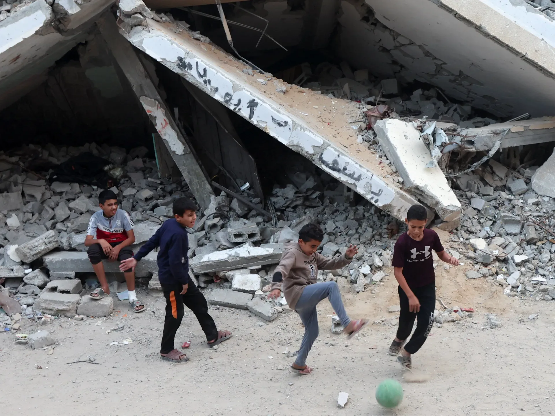 ABŞ Qəzzanı bölmə və İsrail nəzarətindəki əraziləri yenidən qurma planına dəstək verdiyi görünür